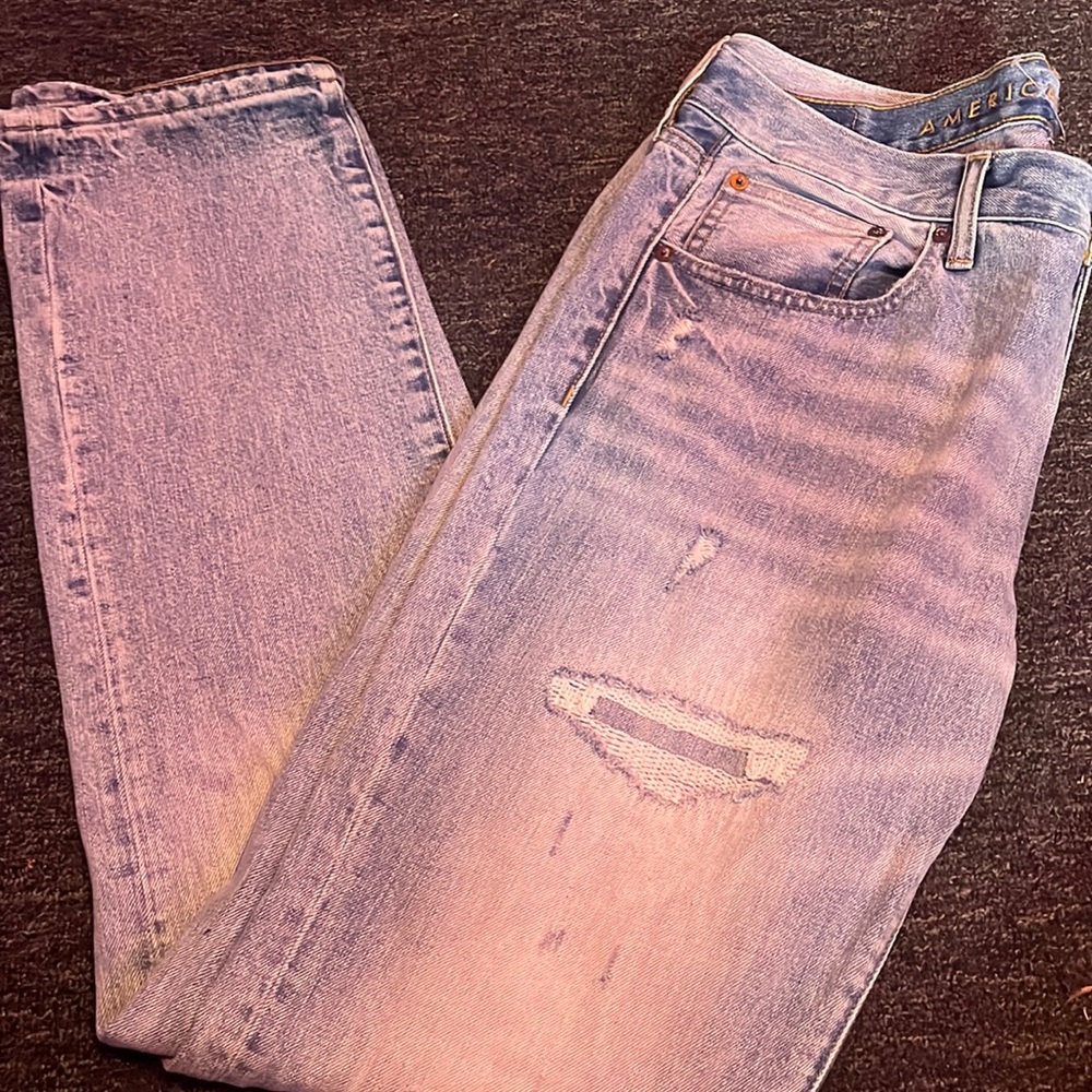 These jeans were never worn to small